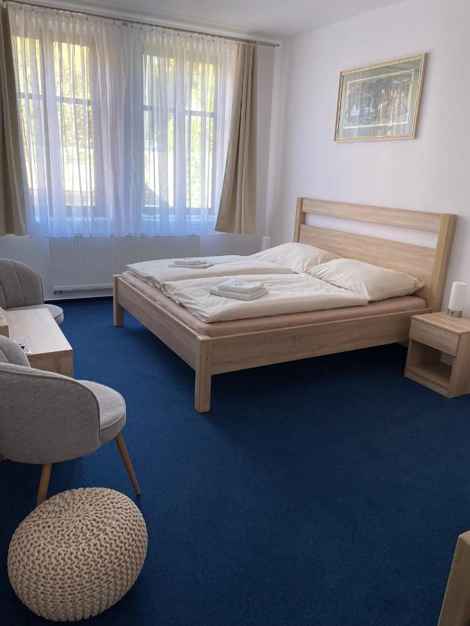 Hotel U Mesta Prahy Náchod Eksteriør bilde
