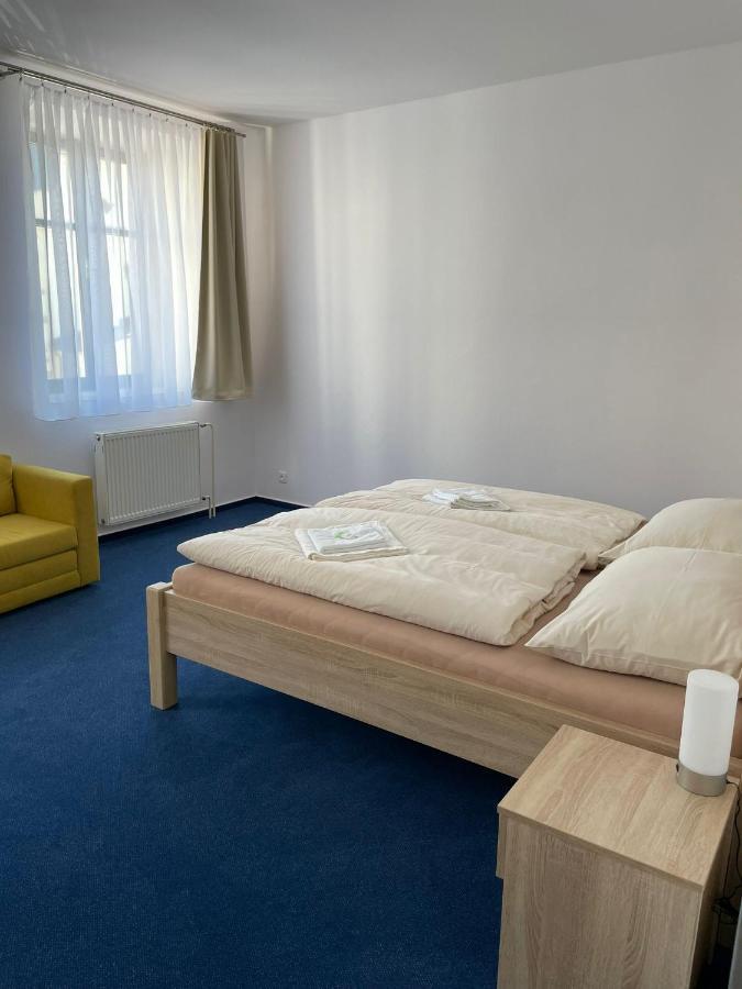 Hotel U Mesta Prahy Náchod Eksteriør bilde