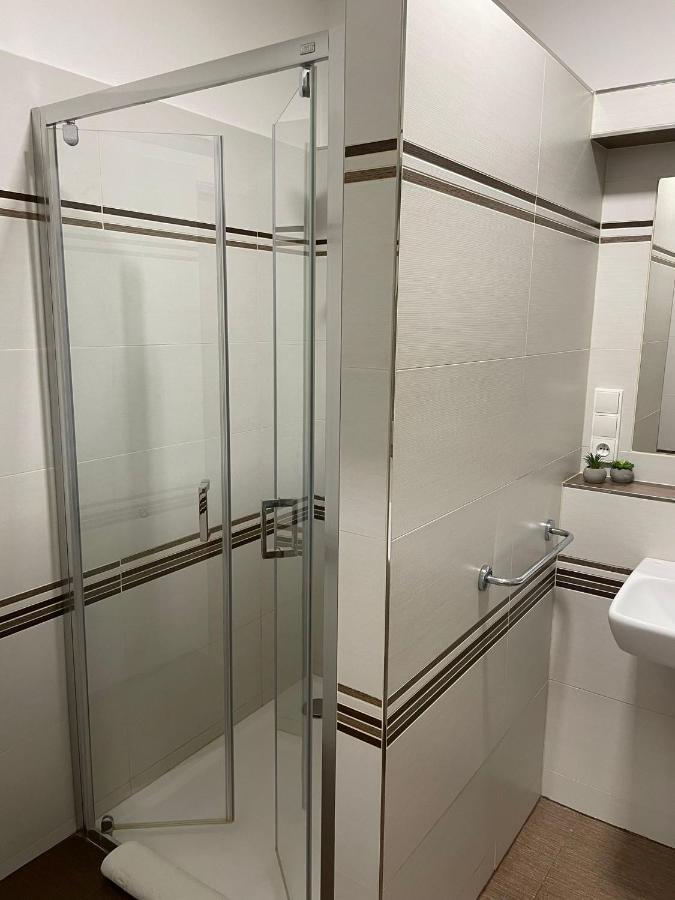 Hotel U Mesta Prahy Náchod Eksteriør bilde