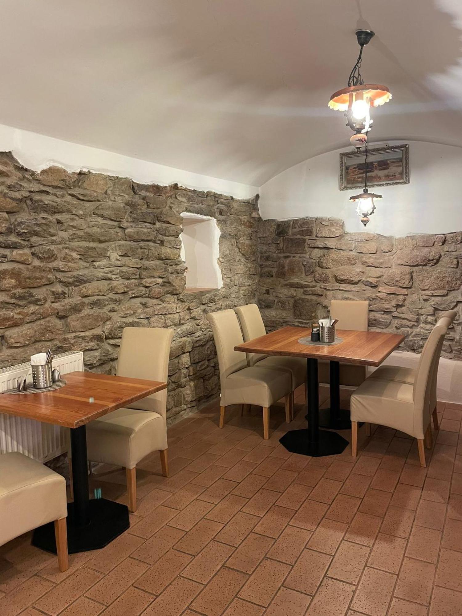 Hotel U Mesta Prahy Náchod Eksteriør bilde