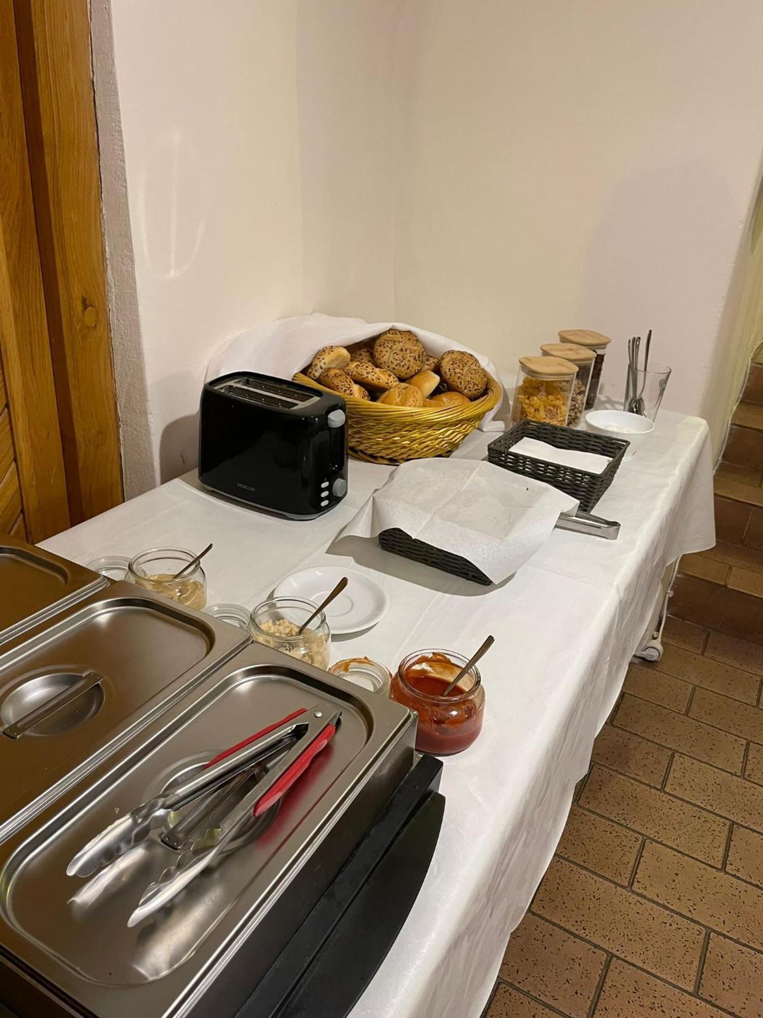 Hotel U Mesta Prahy Náchod Eksteriør bilde